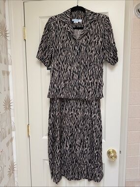 Doncaster Skirt Set Womens 4 Black Beige Vintage Zebra Animal Print Casual 2pc